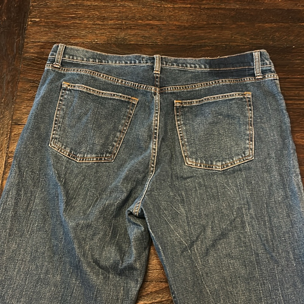 Abercrombie & Fitch The Mom High Rise Dark Denim Jeans - Picture 6 of 7